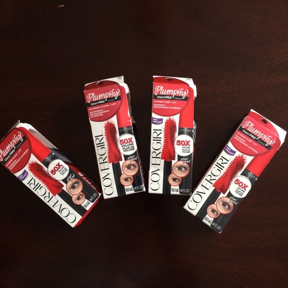Covergirl Other - Lot of Covergirl Mascara Plumpify Blast Pro